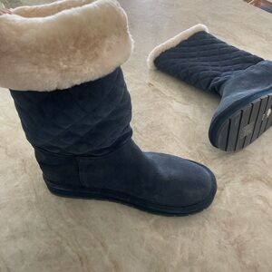 Cozy Black Quilted Women's Boots